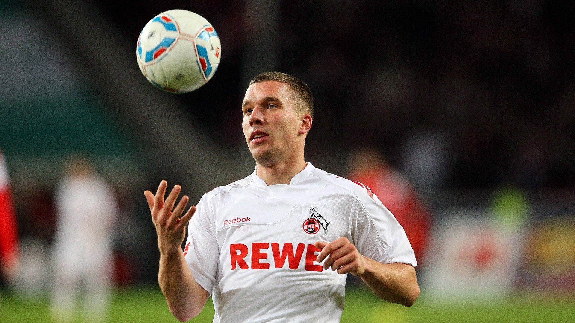 kaiyun.com-“冠军的瞬间：感人全场的夺冠时刻”，冠军的视频