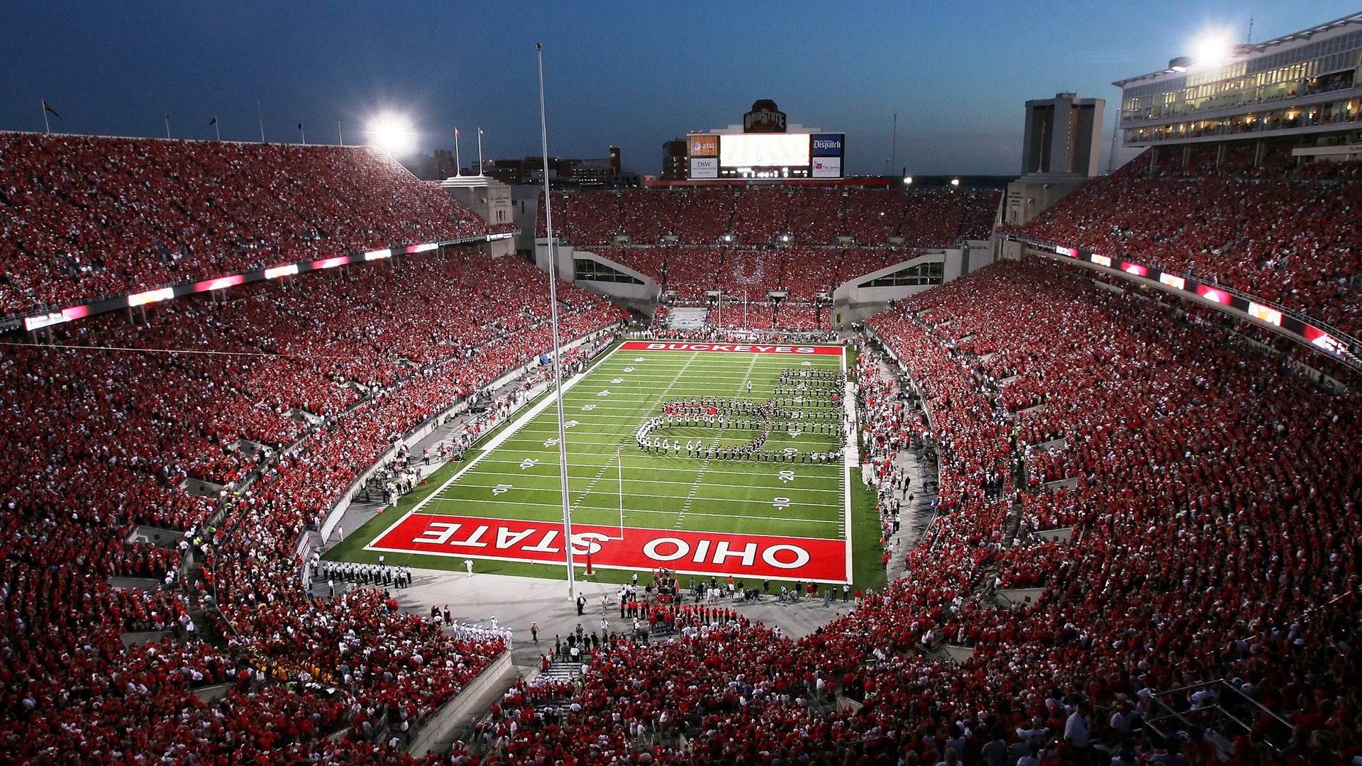 英超：热刺4-2爆冷击败利物浦，孙兴慜精彩表现，热刺完胜利兹联 孙兴慜百球里程碑